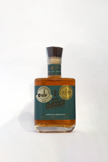Cachaça Dose Clássica Carvalho Americano 700ml