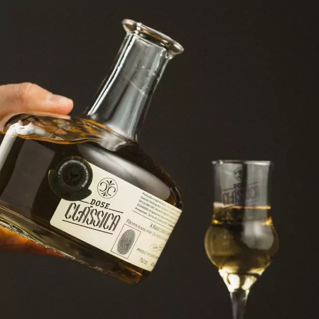 Cachaça Dose Clássica Serie Ouro Castanha-do-Pará