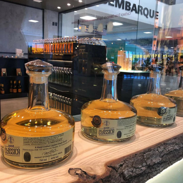 Cachaça Dose Clássica Serie Ouro Castanha-do-Pará