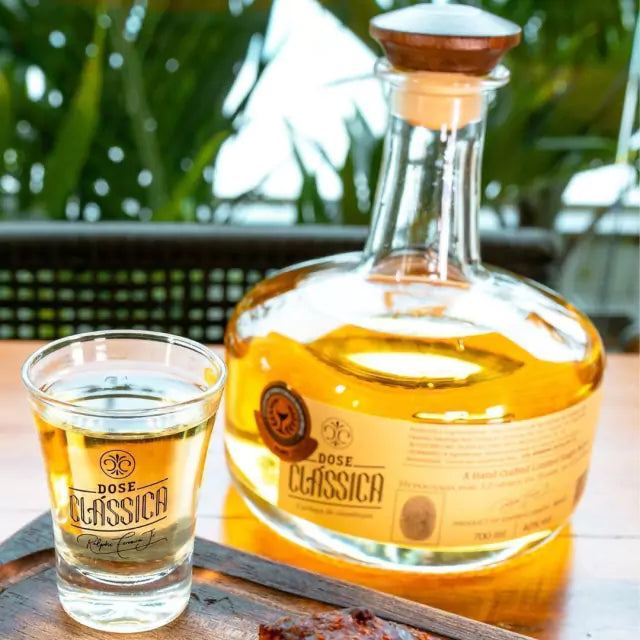 Cachaça Dose Clássica Serie Ouro Castanha-do-Pará